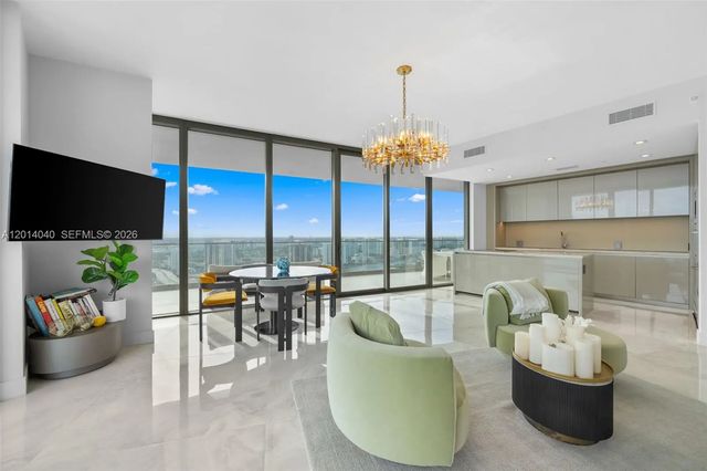 3 of 17 - 18975 Collins Avenue #3205, Sunny Isles Beach, FL