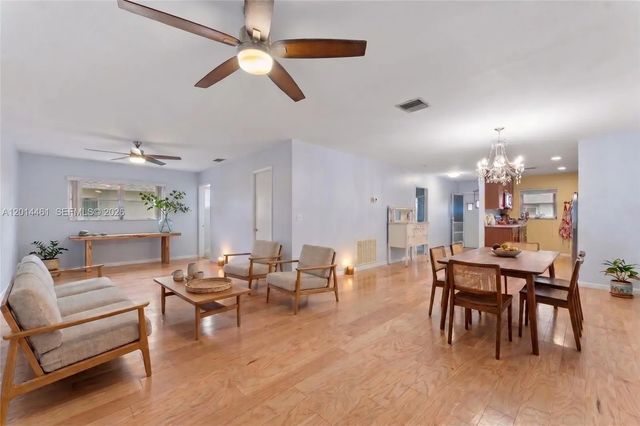 5 of 29 - 2638 E Gately Drive E #85, West Palm Beach, FL