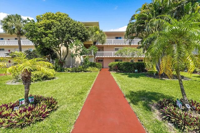 2856 S Garden Dr Drive S #212, Lake Worth