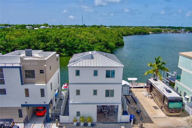 325 Calusa, Key Largo