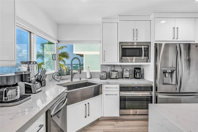 5 of 37 - 325 Calusa, Key Largo, FL
