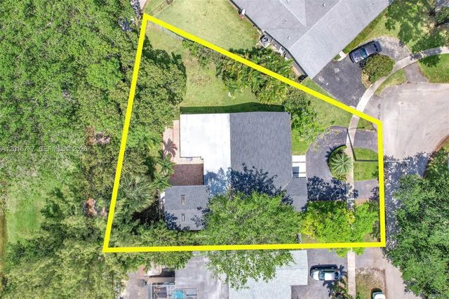 3 of 50 - 3411 Thomas Street, Hollywood, FL
