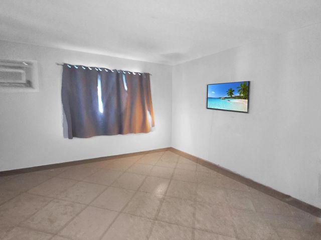 5 of 22 - 515 Palm Avenue #a&b, Fort Pierce, FL