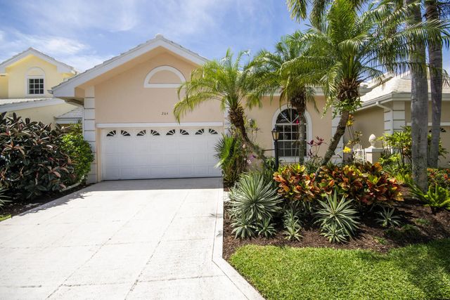4 of 40 - 264 Canterbury Drive W, Palm Beach Gardens, FL