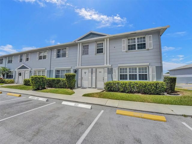 1829 Sw 81st Way #5, Davie