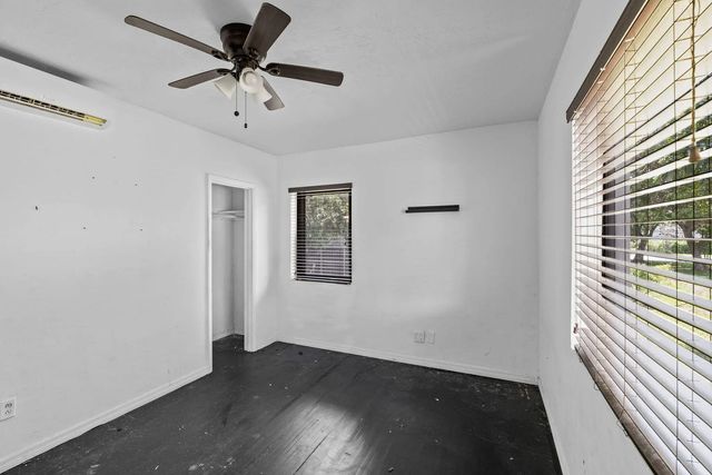 5 of 24 - 515 Nw 88th Street, El Portal, FL