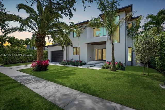 1940 Alamanda Drive, North Miami