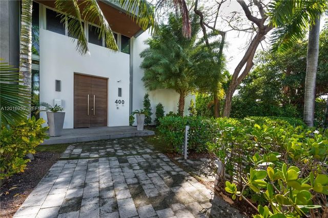 2 of 53 - 400 Tamarind Drive, Hallandale Beach, FL