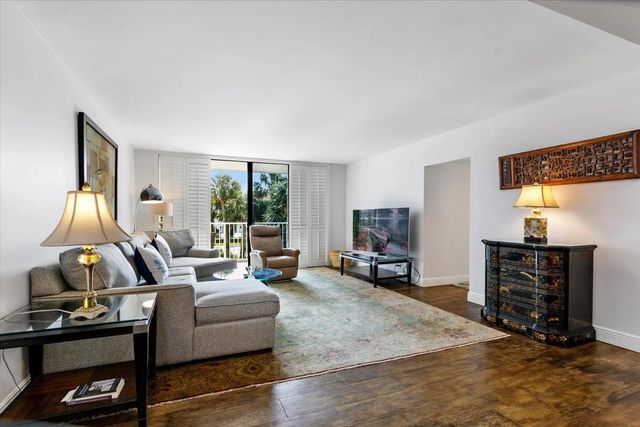 3 of 29 - 2860 S Ocean Boulevard #214, Palm Beach, FL