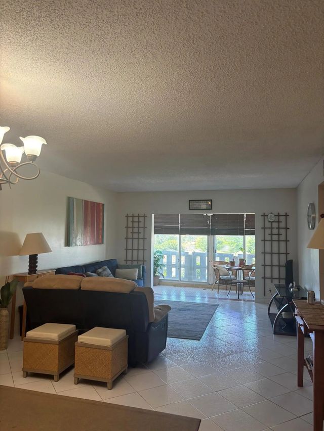 2 of 21 - 4350 Hillcrest Drive #704, Hollywood, FL