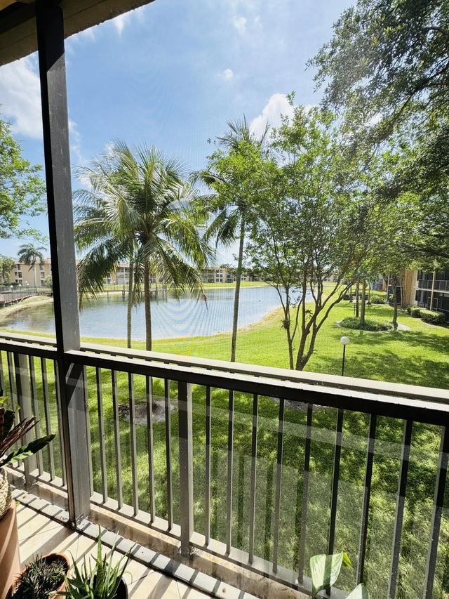 3 of 40 - 6720 Coral Lake Drive #6720, Margate, FL
