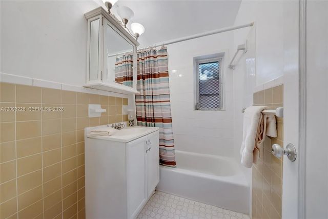 5 of 14 - 14115 Nw 6th Avenue, North Miami, FL