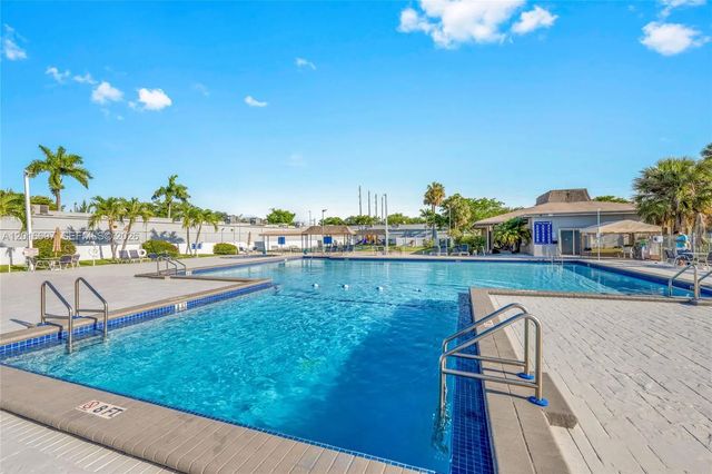 2 of 41 - 2148 Sw 52nd Street, Dania Beach, FL