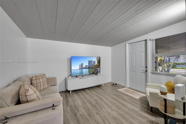 3 of 41 - 2148 Sw 52nd Street, Dania Beach, FL