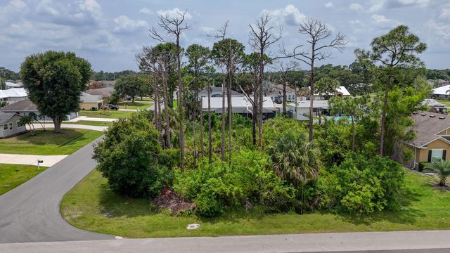 2 of 17 - 1802 Sw Diamond Street, Port St. Lucie, FL