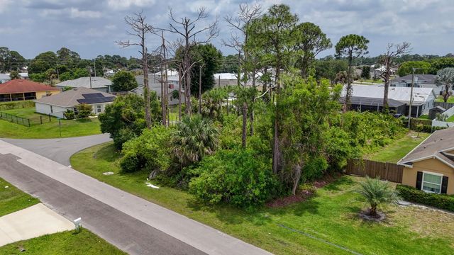 3 of 17 - 1802 Sw Diamond Street, Port St. Lucie, FL