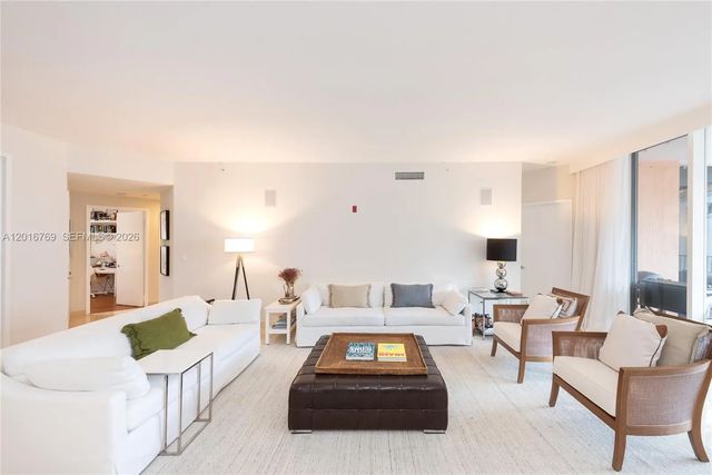 3 of 41 - 737 Crandon Boulevard #402, Key Biscayne, FL