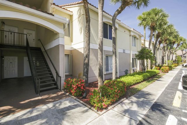 815 W Boynton Beach Boulevard #11-103, Boynton Beach