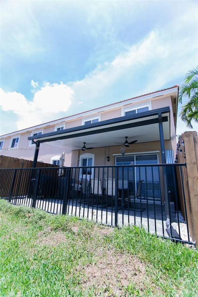 3 of 23 - 2348 Se 12th Court, Homestead, FL