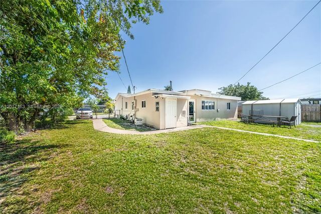 4 of 15 - 6472 Pierce Street, Hollywood, FL