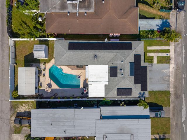 2 of 49 - 262 Sw 8th Street, Dania Beach, FL
