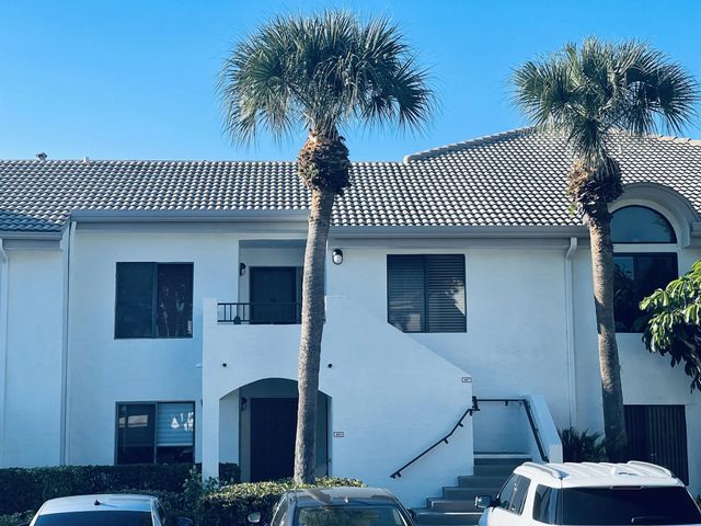 7473 Glendevon Lane #407, Delray Beach