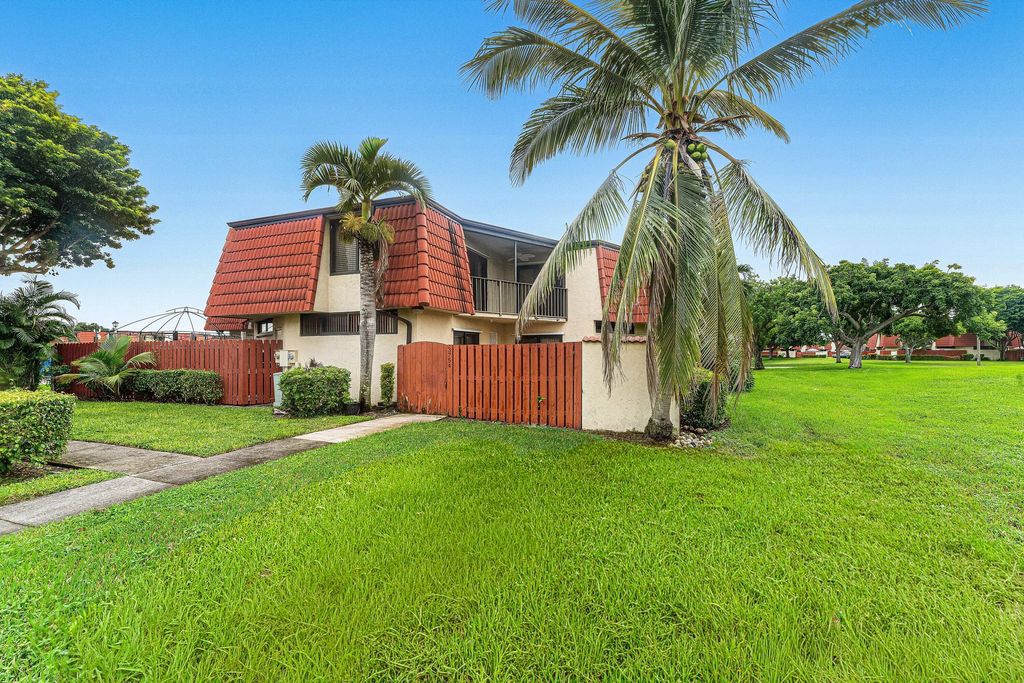 3754 Victoria Drive, West Palm Beach