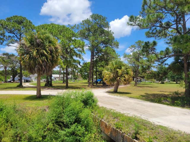 9610 Orange Avenue, Fort Pierce