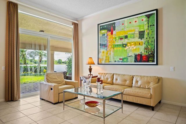 5 of 38 - 804 Heritage Drive, Weston, FL