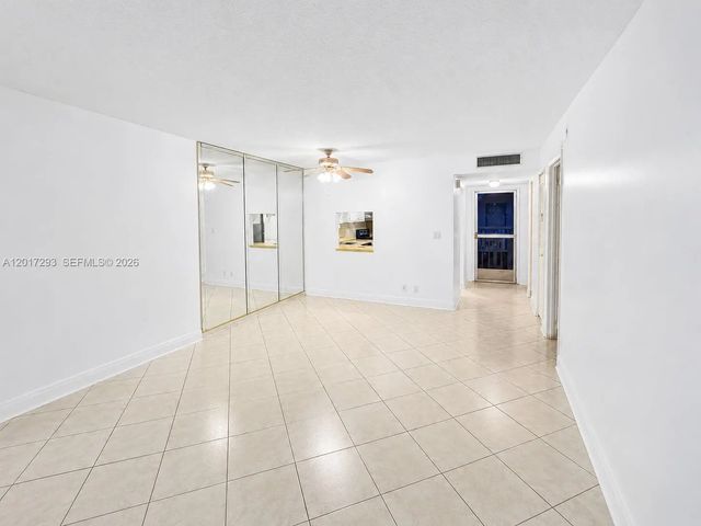 3 of 14 - 410 Se 2nd Street #415, Hallandale Beach, FL
