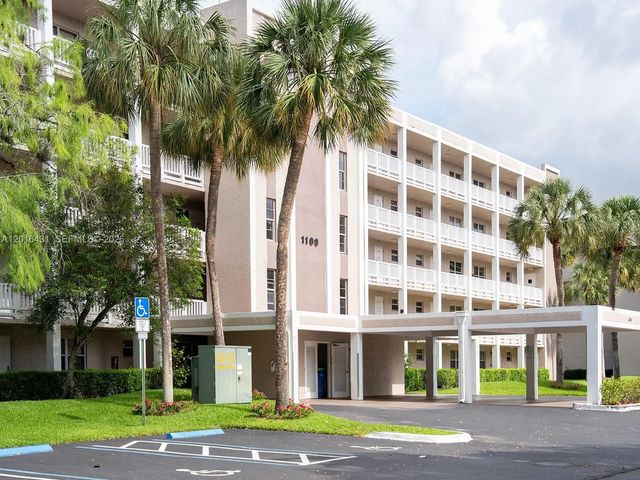 3 of 49 - 1100 Nw 87th Avenue #308, Coral Springs, FL