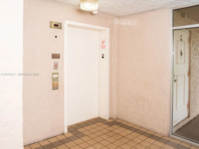 5 of 49 - 1100 Nw 87th Avenue #308, Coral Springs, FL