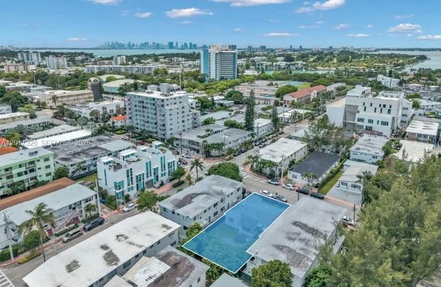 7711 Carlyle Avenue, Miami Beach