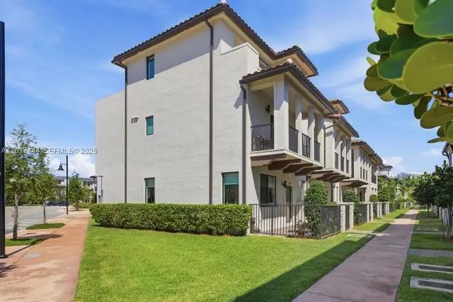 4 of 53 - 4426 83rd Parkway, Doral, FL