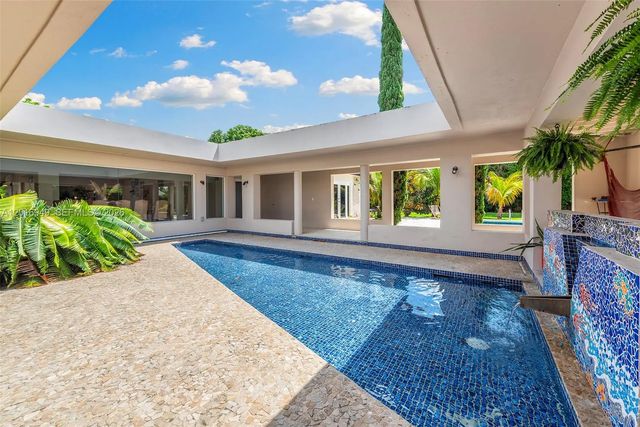 7650 Sw 128th Street, Pinecrest