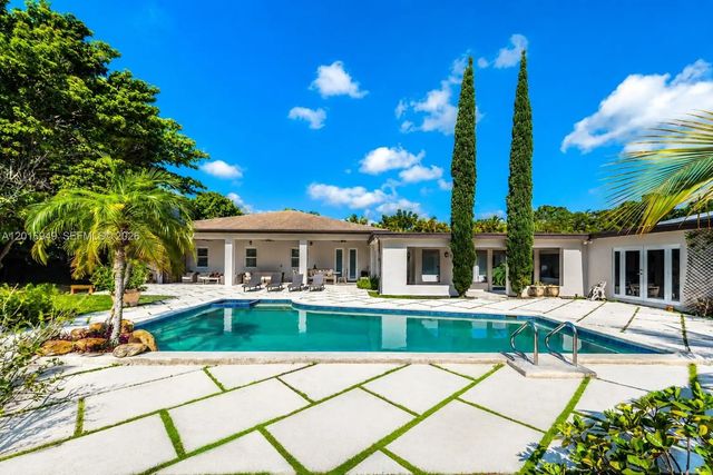 4 of 32 - 7650 Sw 128th Street, Pinecrest, FL