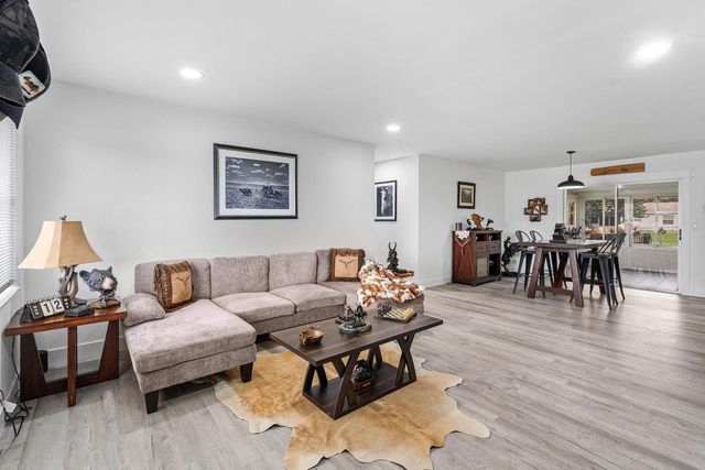 3 of 46 - 2937 Se Ironton Avenue, Port St. Lucie, FL