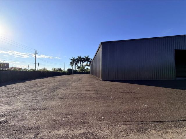 5 of 13 - 5601 Sw 210th Terrace, Southwest Ranches, FL