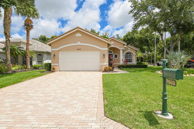 3 of 75 - 7600 Greenbrier Circle, Port St. Lucie, FL