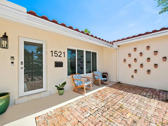 3 of 31 - 1521 Ne 40th Court, Oakland Park, FL