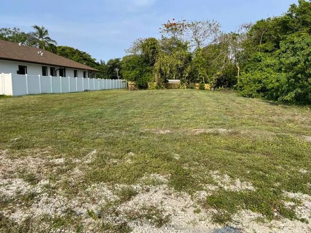 2 of 10 - 2630 Nw 20th Avenue, Oakland Park, FL