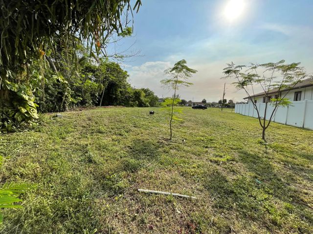 5 of 10 - 2630 Nw 20th Avenue, Oakland Park, FL