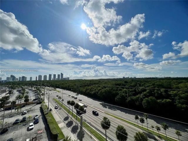 4 of 28 - 2903 N Miami Beach Boulevard #906, North Miami Beach, FL