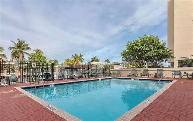 5 of 28 - 2903 N Miami Beach Boulevard #906, North Miami Beach, FL
