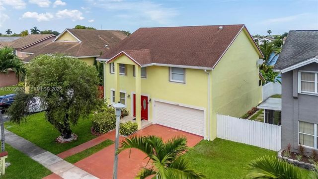 4 of 51 - 1001 Sw 100th Terrace, Pembroke Pines, FL