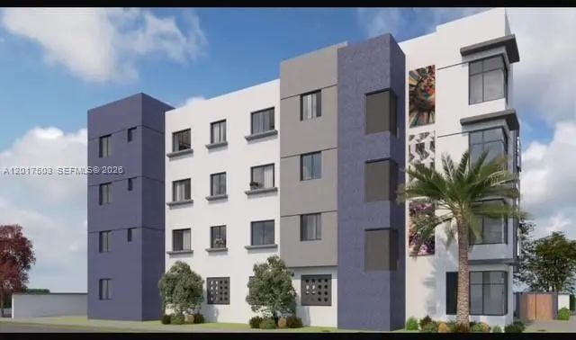 1092 E 21st Street, Hialeah