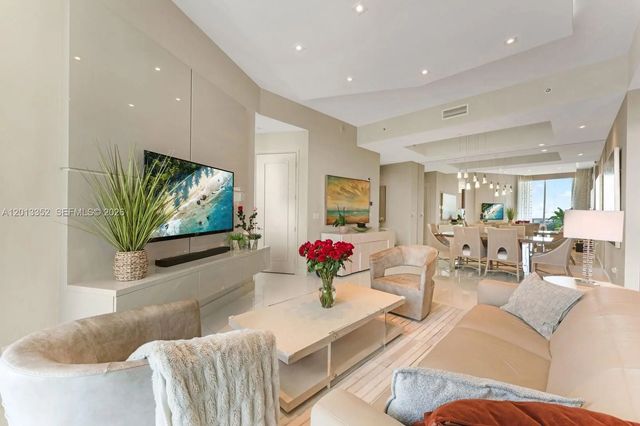 3 of 33 - 15811 Collins Avenue #3605, Sunny Isles Beach, FL