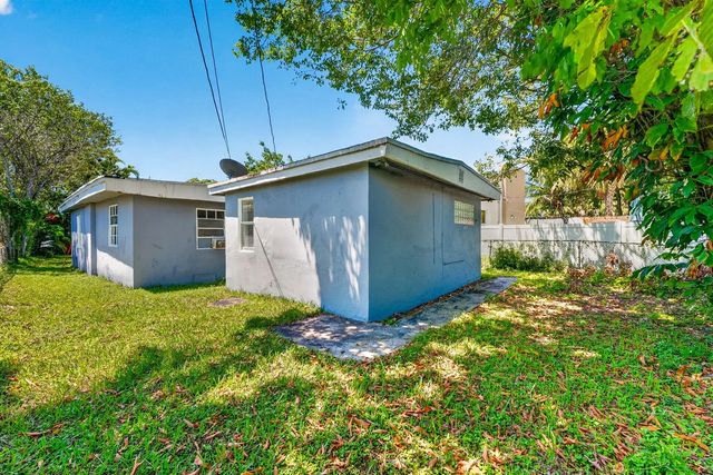 2 of 22 - 2917 Nw 7th Court #2917, Fort Lauderdale, FL