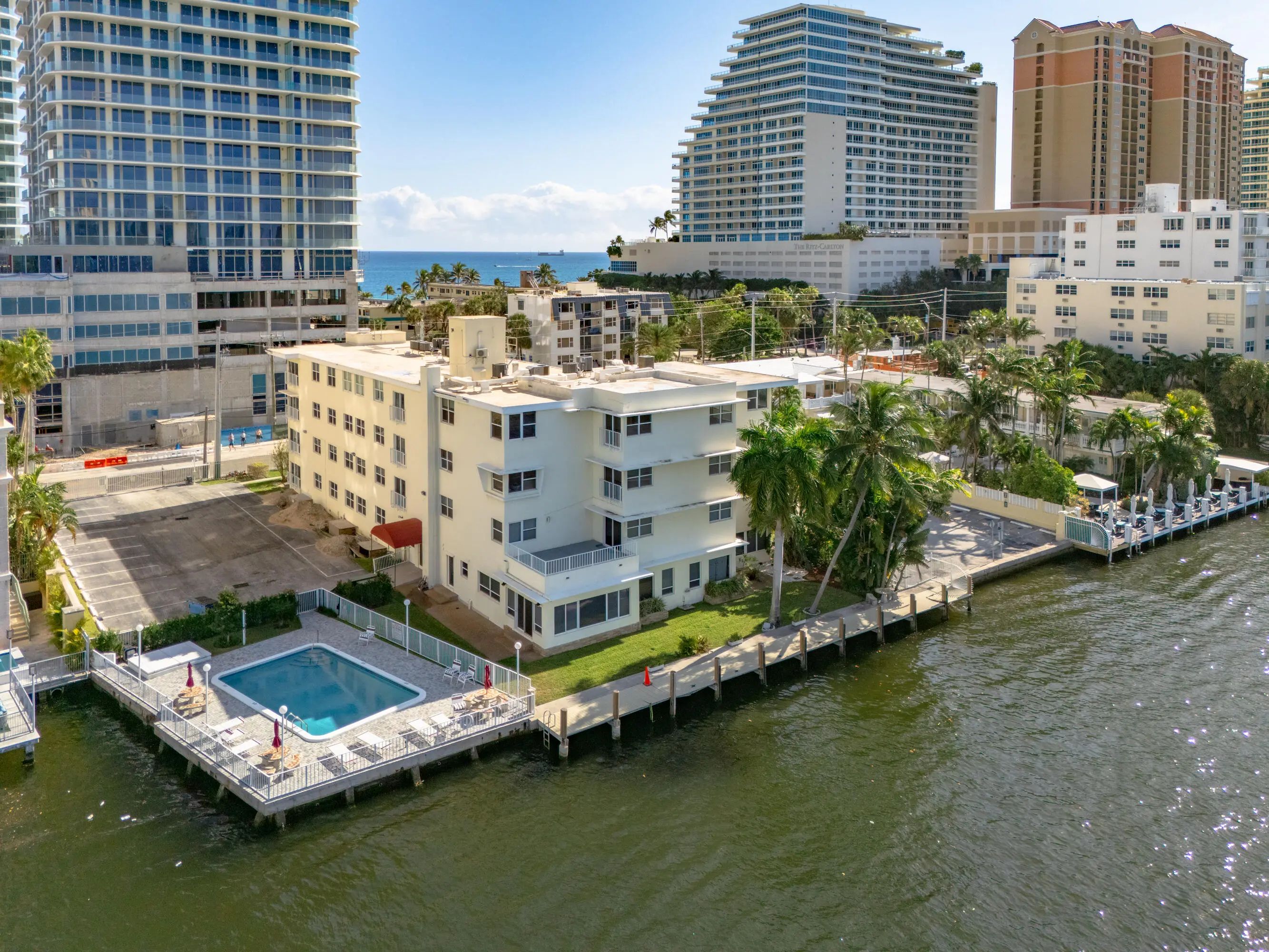 125 N Birch Road, Fort Lauderdale