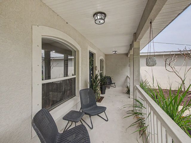 5 of 31 - 1550 Sw Kosnar Avenue, Port St. Lucie, FL